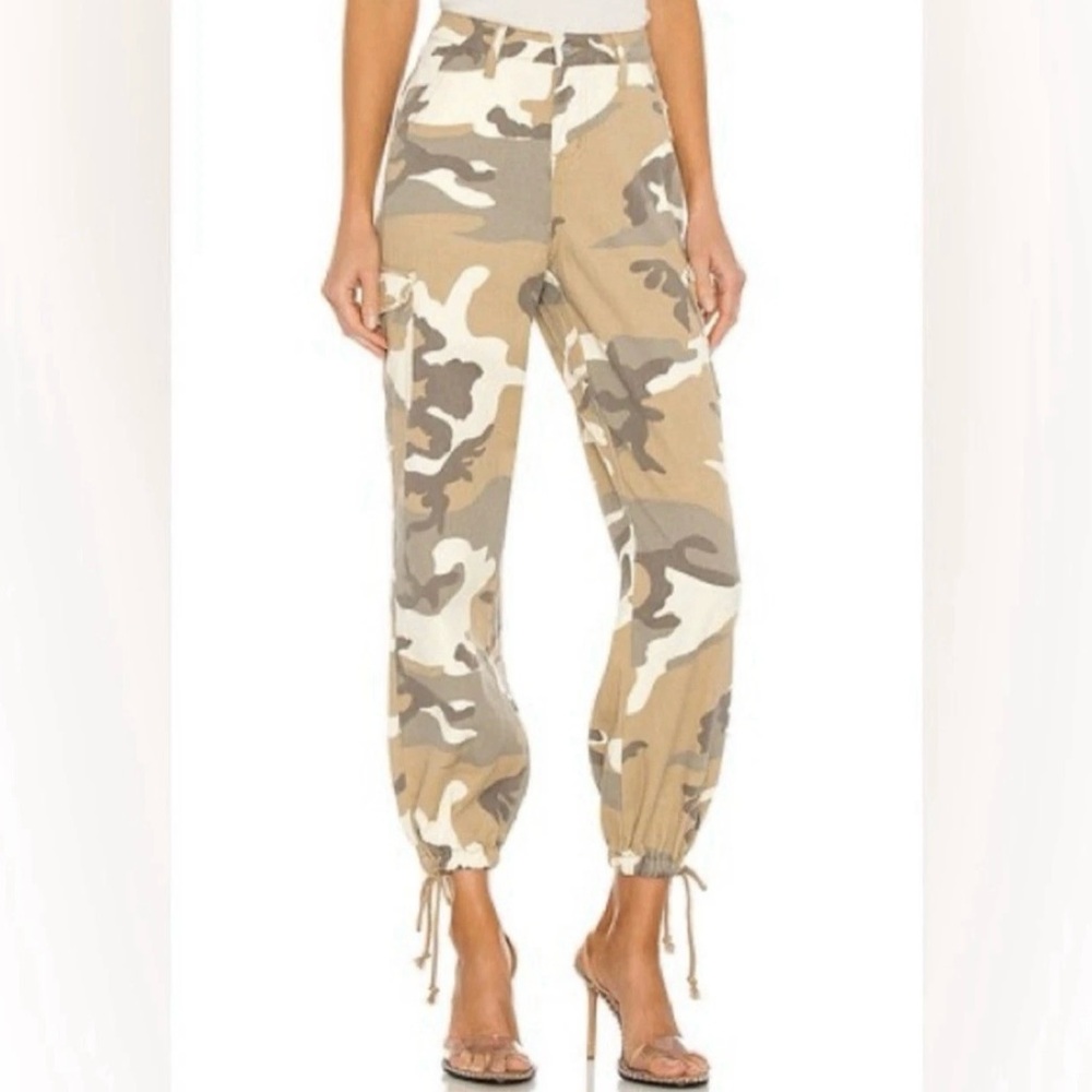 Superdown Kayla Camo Joggers Tan Cargo Pants Size S SOLD OUT